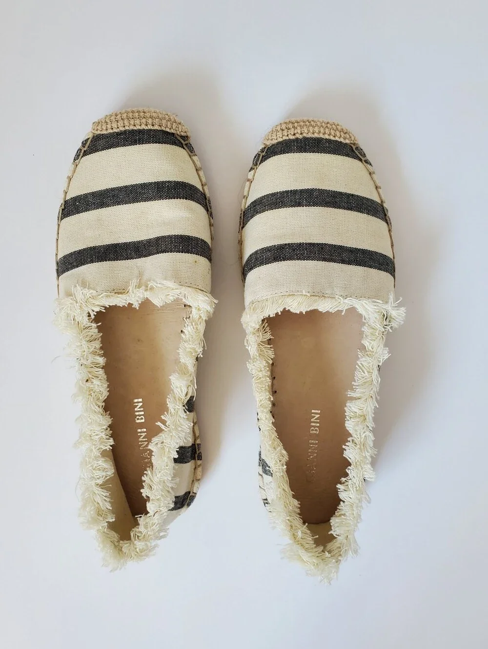 Gianni Bini Cream & Black Canvas Striped Fringe Espadrille Flats Size 6